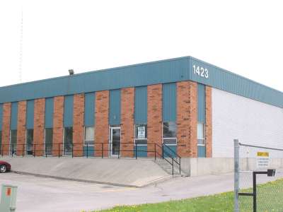1423 45 Avenue NE, Bays A-C